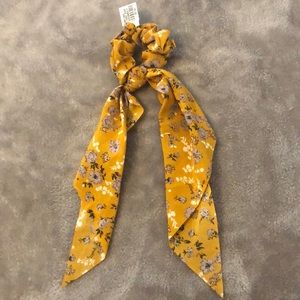Free! NWT Maurice’s hair scarf!